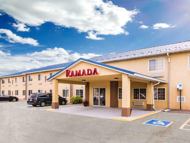 Ramada By Wyndham Sioux Falls Kültér fotó