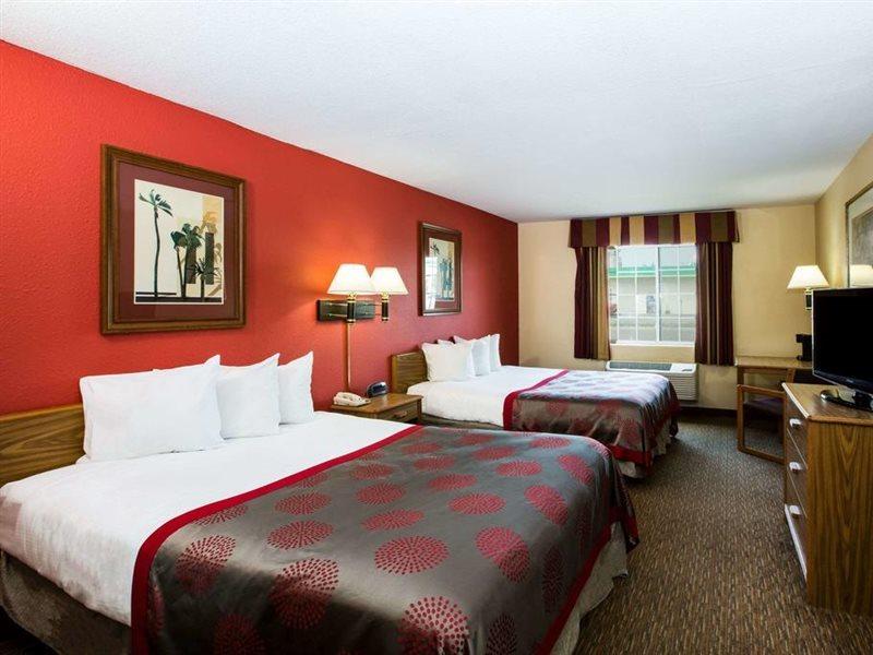 Ramada By Wyndham Sioux Falls Kültér fotó