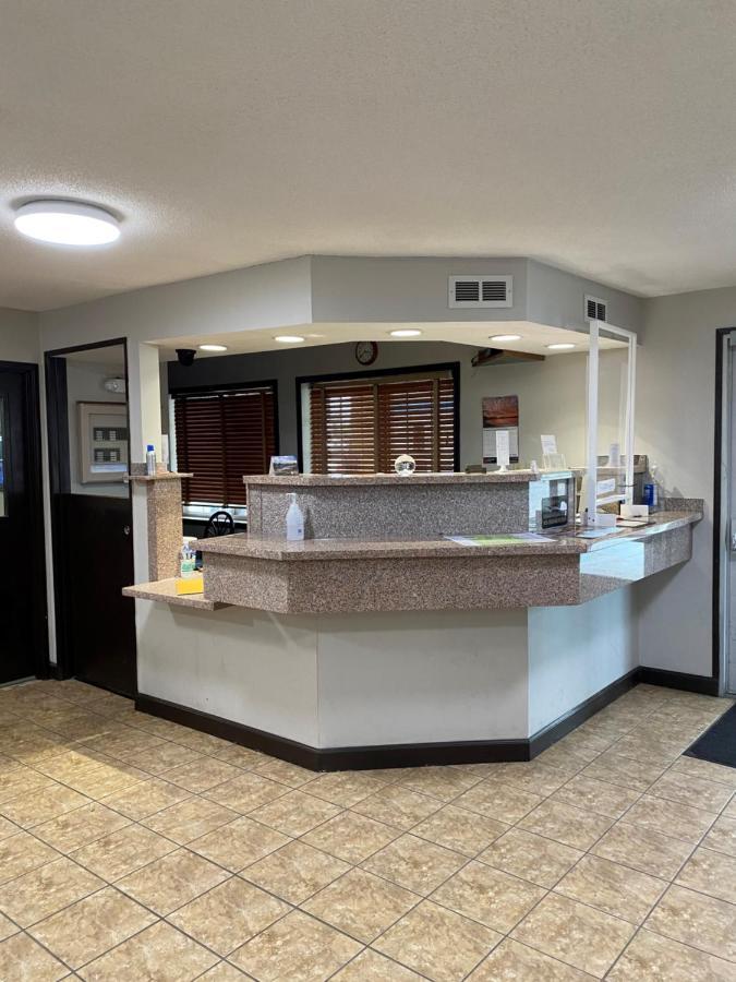Ramada By Wyndham Sioux Falls Kültér fotó