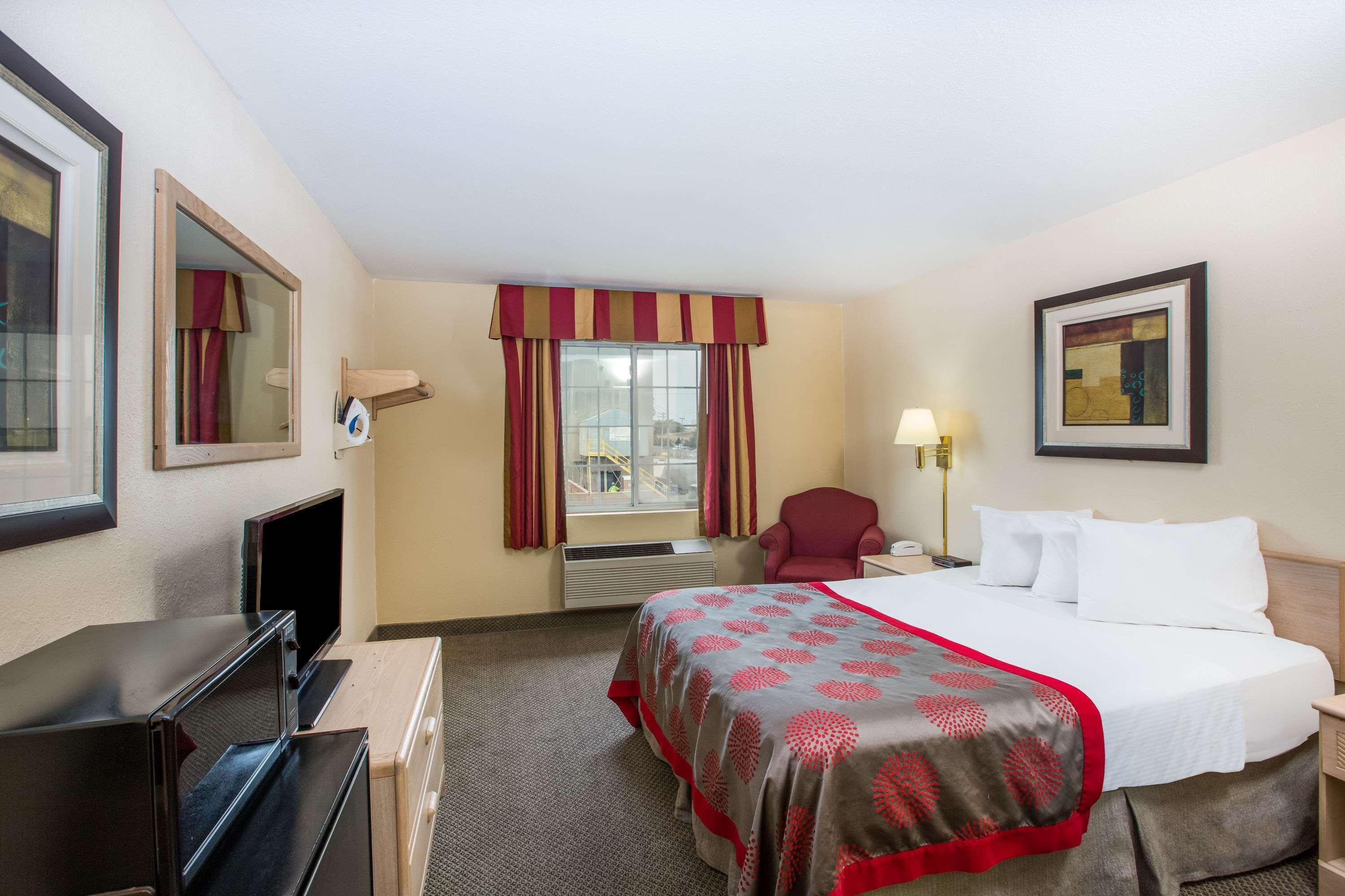 Ramada By Wyndham Sioux Falls Kültér fotó